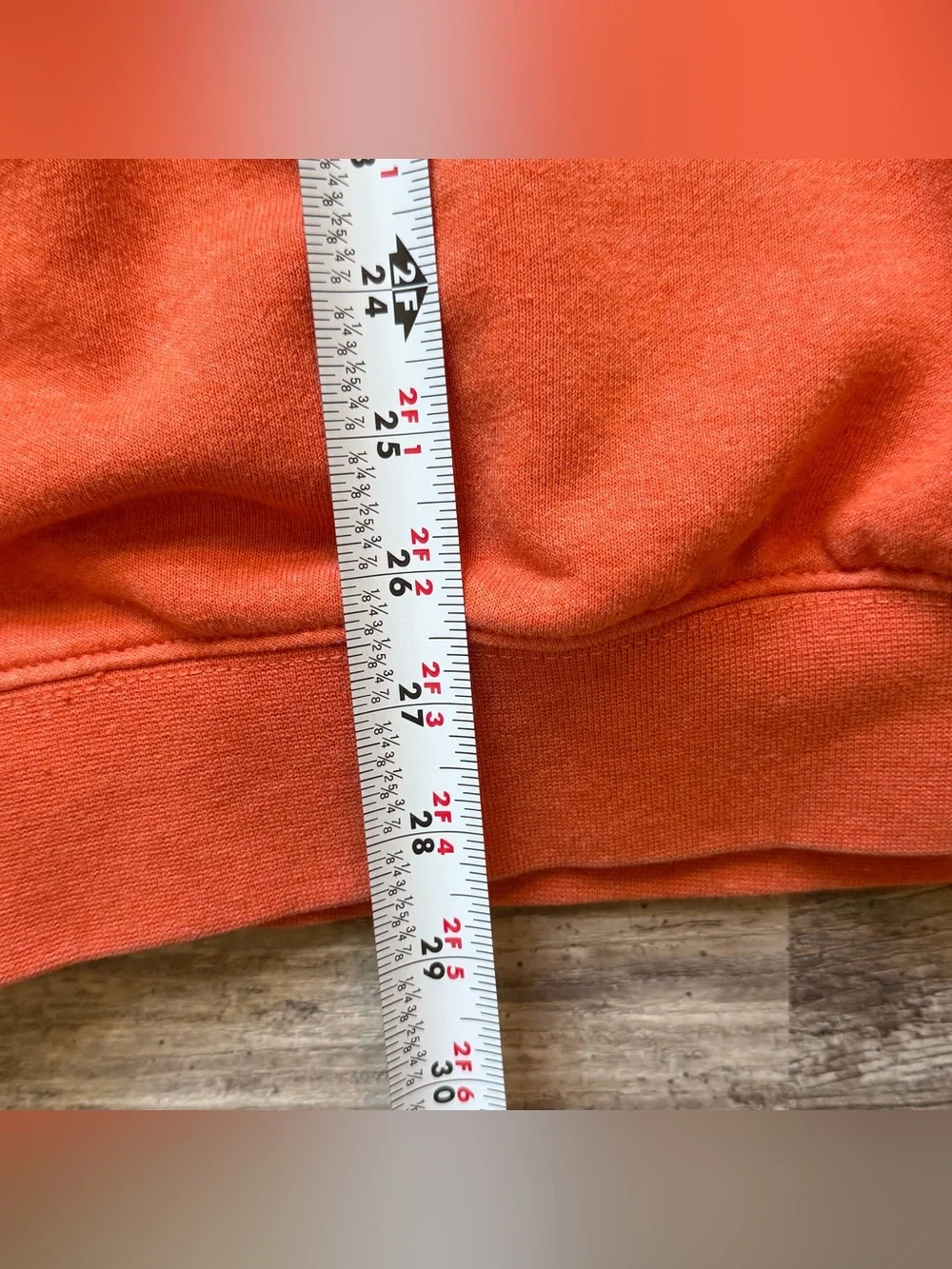 Carhartt orange midweight crewneck sweatshirt men’s XL loose fit sleeve logo